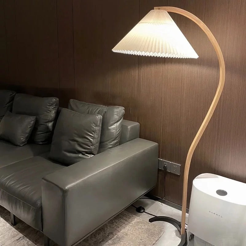 Oboe Arching Floor Lamp