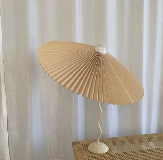 Wiggly Pleated Table Lamp